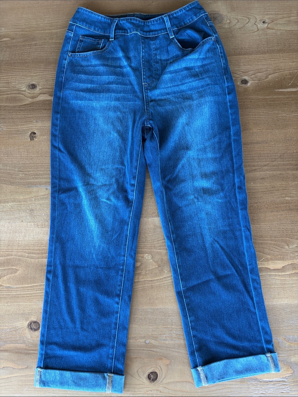 HALARA Women's Cropped High-Rise Straight Jeans in Blue. WORN ONCE! Comfortable!